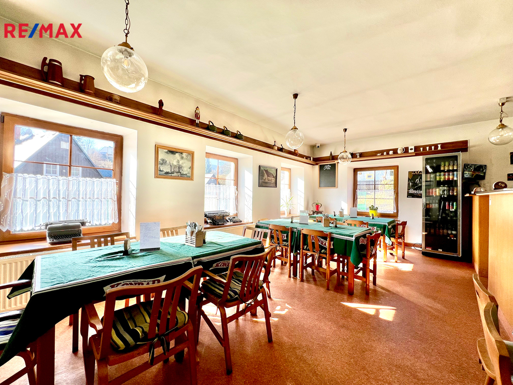 02-restaurace-01.jpg