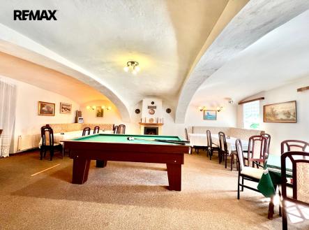 05-salonek-05.jpg | Prodej - restaurace, 230 m²