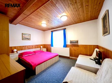 09-pokoj-a-01.jpg | Pronájem - hotel, 230 m²