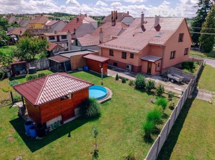 Prodej - dům/vila, 230 m²