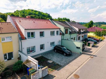 Prodej - dům/vila, 195 m²