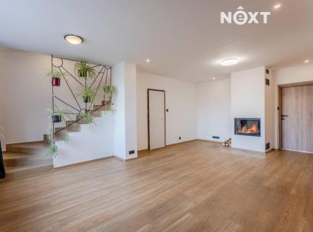 Prodej - dům/vila, 242 m²