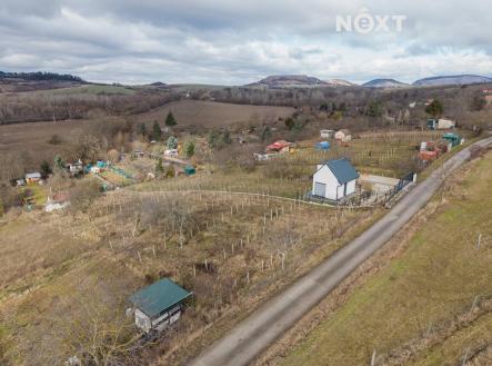 Prodej - pozemek, zahrada, 1 021 m²