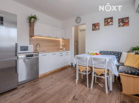 Prodej - dům/vila, 228 m²