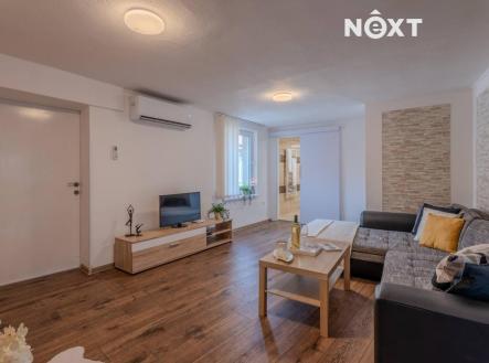 Prodej - dům/vila, 228 m²