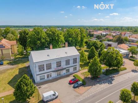 Prodej - komerční objekt, obchodní centrum, 1 892 m²
