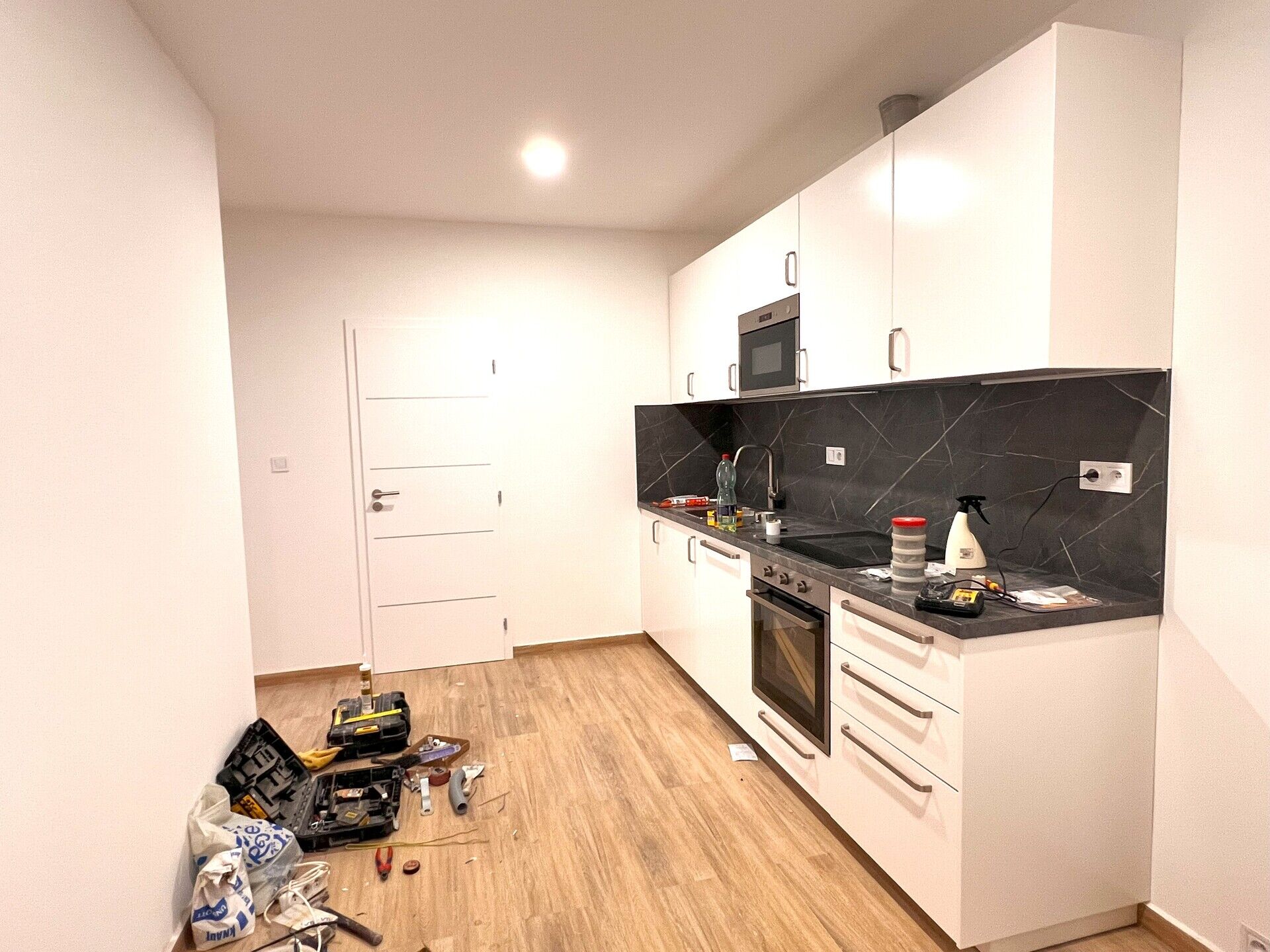 Pronájem prostoru 2+kk, 63 m² + terasa 18 m²