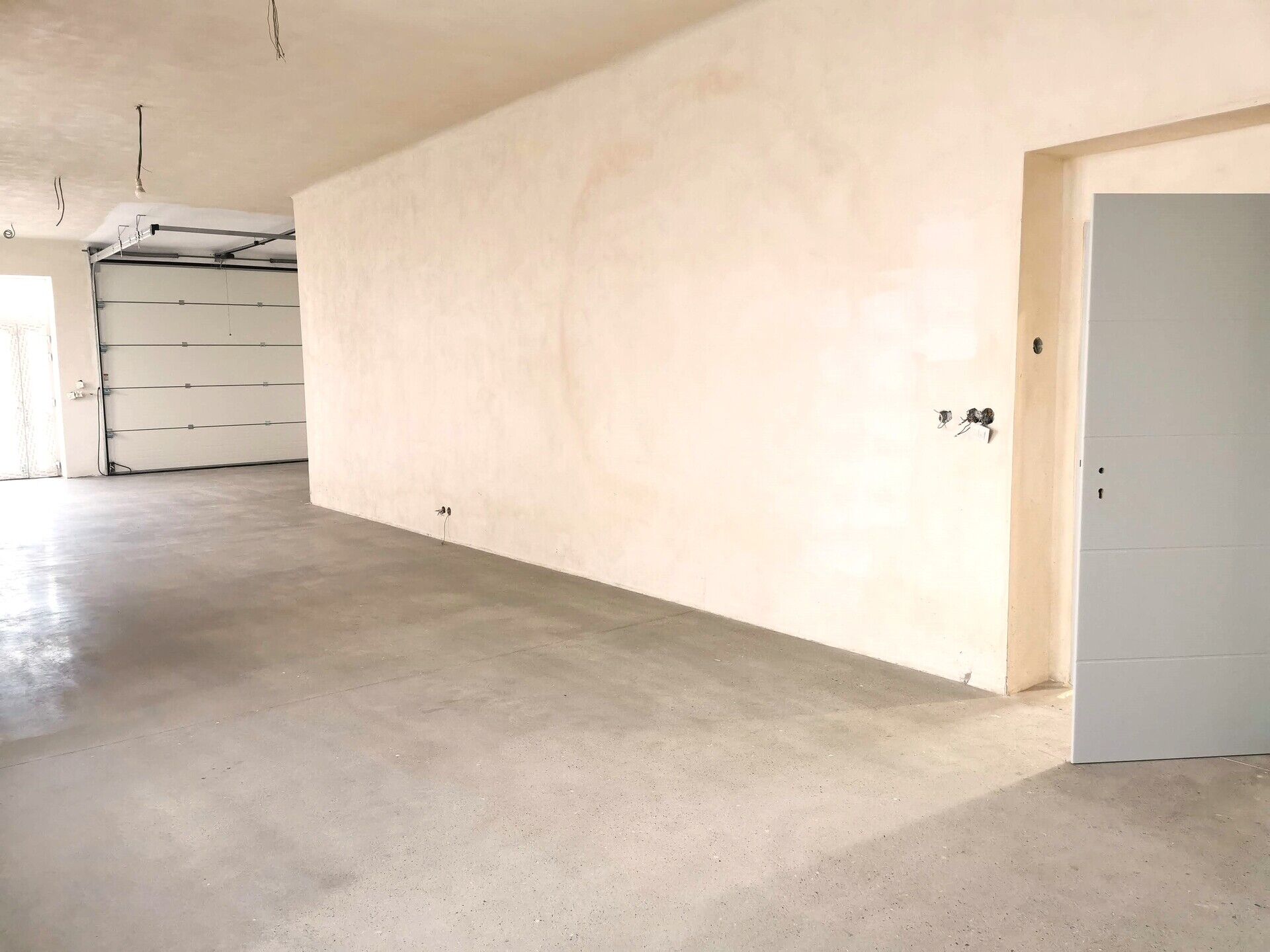 Pronájem komerčního prostoru o ploše 80 m2, Králův Dvůr