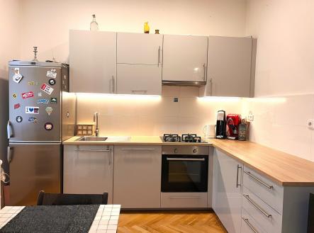 Pronájem bytu, 3+kk, 92 m²