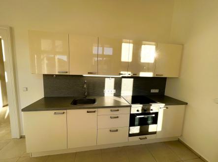 Pronájem bytu, 3+1, 145 m²