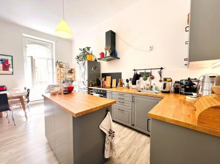 Pronájem bytu, 3+kk, 80 m²