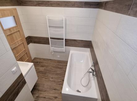 koupelna-2.jpg | Prodej bytu, 3+1, 83 m²