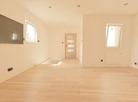 img-3346-60jas.jpg | Pronájem bytu, 2+kk, 55 m²