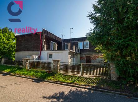 RD.pohled z ulice | Prodej - dům/vila, 105 m²