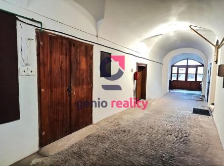 whatsapp-image-2026-05-31-at-09.48.27.jpeg | Pronájem - obchodní prostor, 70 m²