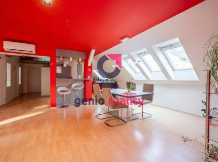 chatgpt-image-23.3.2026-15-21-54.png | Prodej - obchodní prostor, 602 m²