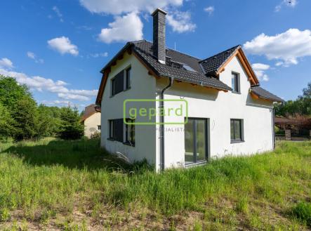 Pohled na dům | Prodej - dům/vila, 186 m²