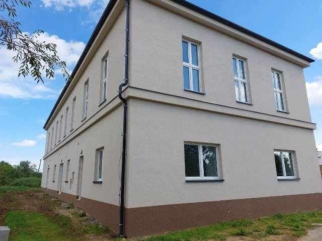 SOB03 Nový byt 2+kk 58m2  se zahrádkou a parkováním v obci Soběchleby