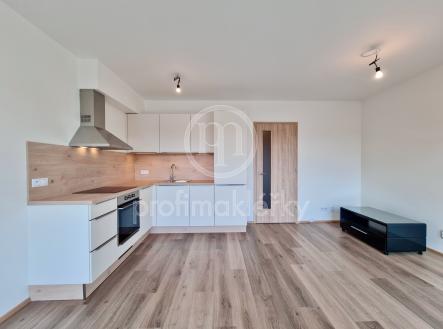 20210303_144545 | Pronájem bytu, 1+kk, 33 m²