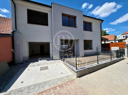 20260608_121901 | Prodej bytu, 2+kk, 107 m²