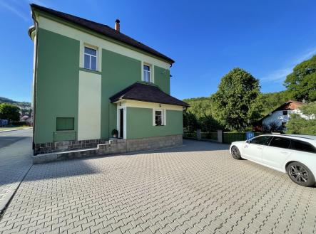 Prodej - nájemní dům, 350 m²