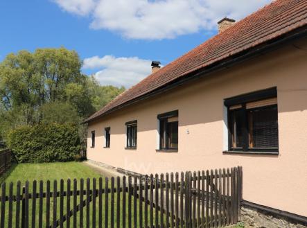 4 | Prodej - dům/vila, 146 m²