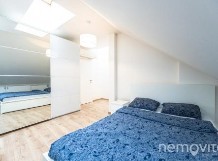 MH7_5543 | Pronájem bytu, 2+kk, 84 m²