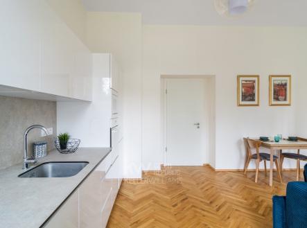 Pronájem bytu, 2+kk, 52 m²