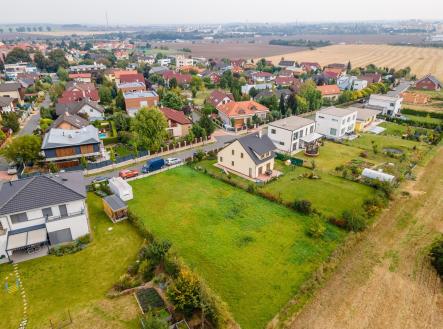 @renemuska @NEMOVITO #pozemek #Dablice #Praha8 | Prodej - pozemek pro bydlení, 1 034 m²