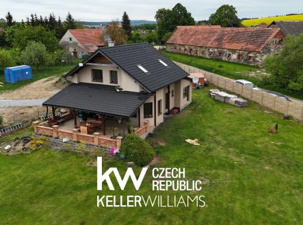 dji_fly_20250505_151624_0825_1746451162696_photo_cleanup | Prodej - dům/vila, 131 m²