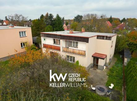 dji_fly_20241029_231134_220_1730287142768_photo | Prodej - dům/vila, 242 m²