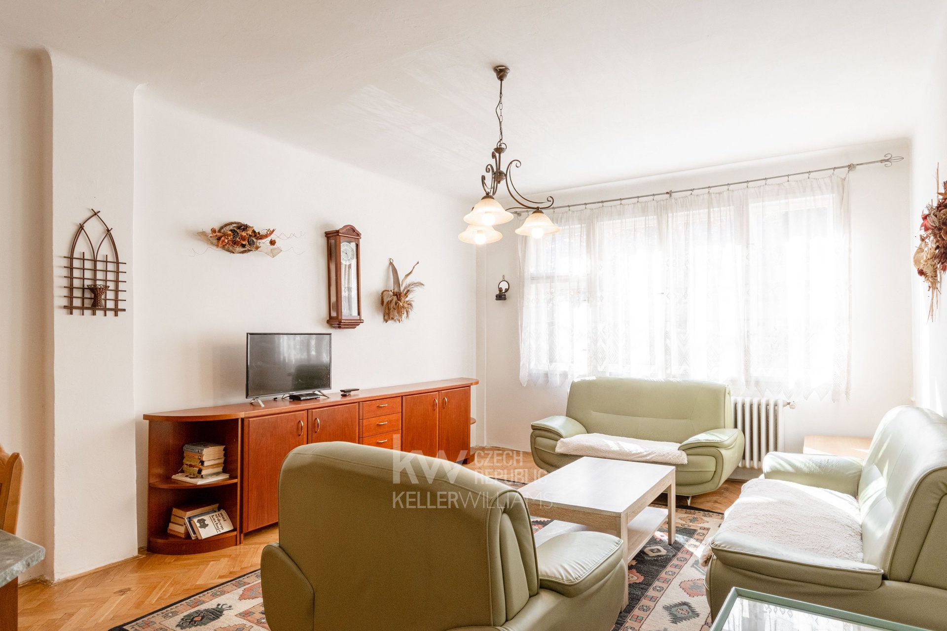 HUD_2086-4-HDR