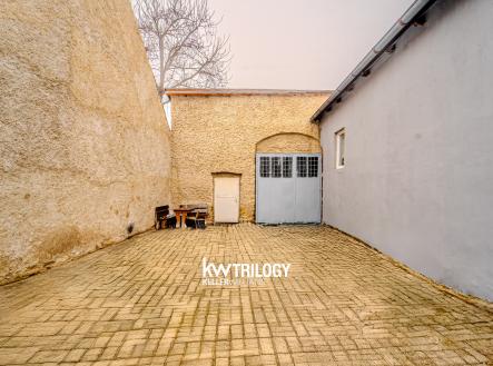 Kladno Sembdnera 613 (15) | Prodej - nájemní dům, 630 m²