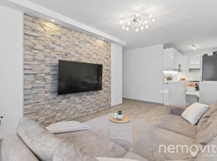 @renemuska @nemovito #prodej #byt #3+1 #šimůnkova #kobylisy | Prodej bytu, 3+1, 62 m²