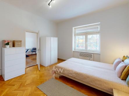 Freyova-Annelie-Herz-Bedroom 1 | Prodej bytu, 2+kk, 47 m²