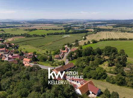 DJI_20240812120153_0139_D | Prodej - pozemek pro bydlení, 1 906 m²