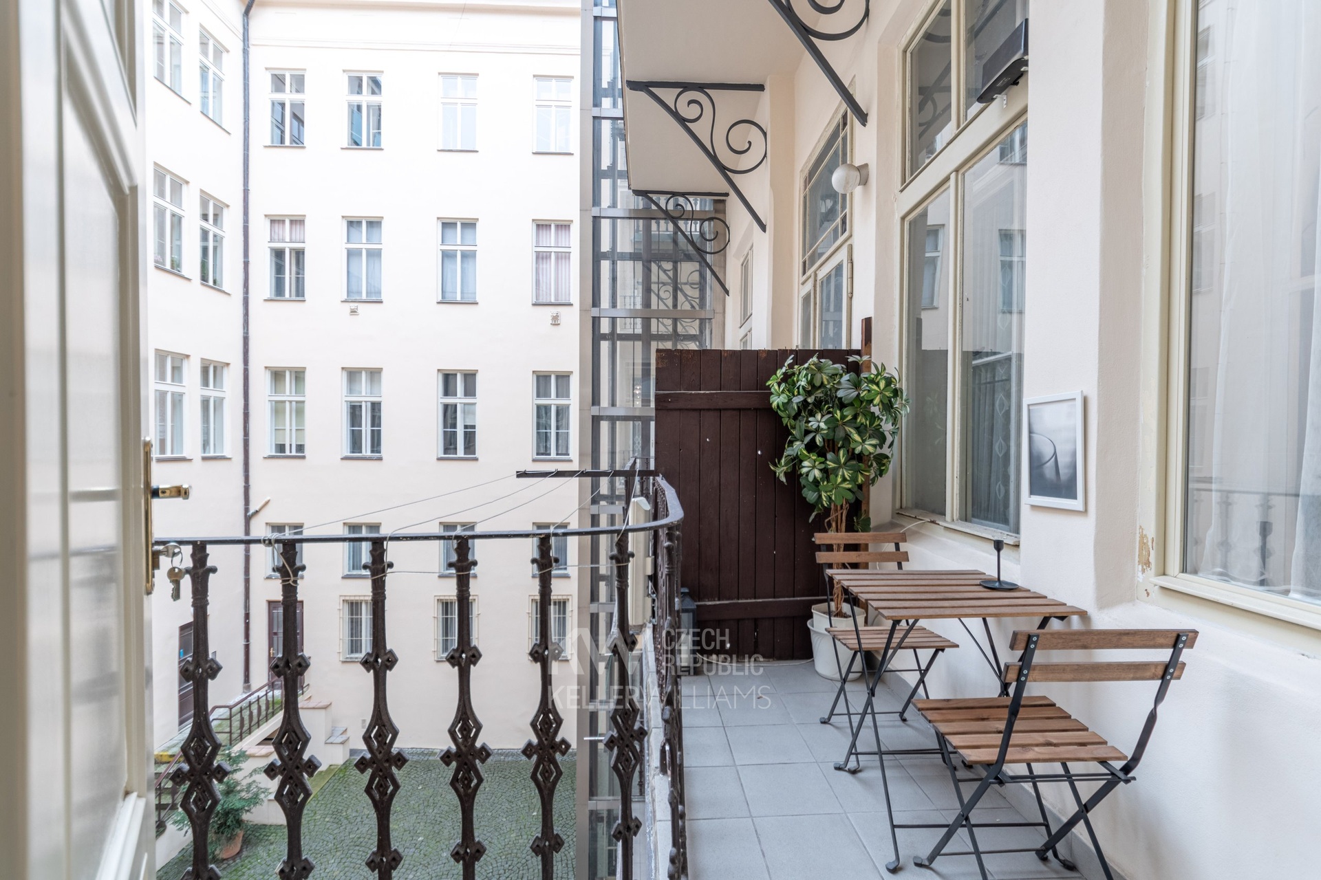 Balkon/ Balcony