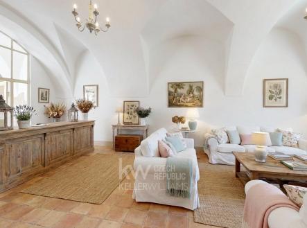 Gemini_Generated_Image_xc3y3yxc3y3yxc3y | Prodej - historický objekt, 10 315 m²