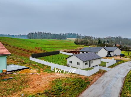 Prodej - pozemek pro bydlení, 1 000 m² obrázek