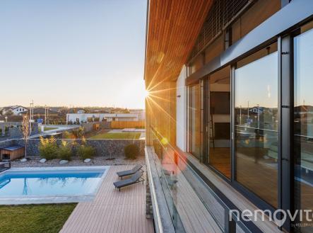 505A0636-HDR | Prodej - dům/vila, 203 m²