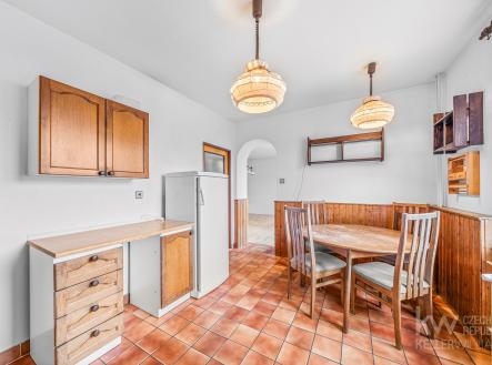 Prodej - dům/vila, 679 m²