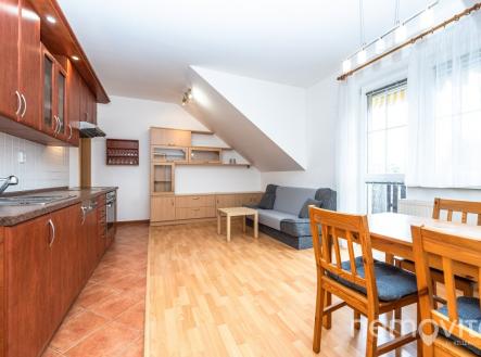 Pronájem bytu, 2+kk, 42 m² obrázek