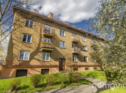 Jižní pohled | Prodej bytu, 3+1, 80 m²