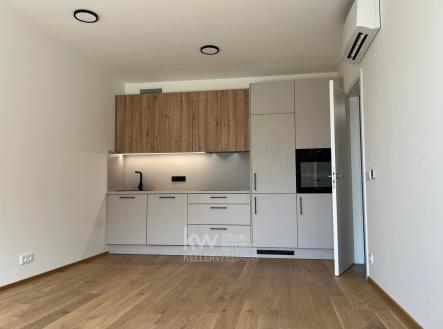 Obrázek WhatsApp, 2025-04-29 v 17.23.50_e283110d | Pronájem bytu, 2+kk, 60 m²