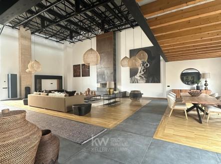 IMG-20250504-WA0123 | Prodej - dům/vila, 323 m²