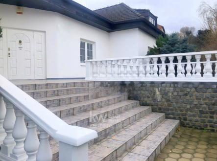 4386_8369795581 | Pronájem - dům/vila, 280 m²