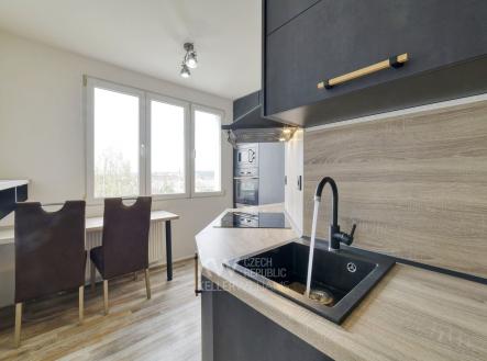 Prodej bytu, 2+1, 65 m² obrázek