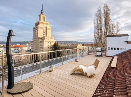 Pronájem bytu, 3+kk, 140 m² obrázek
