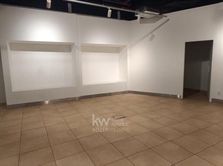 Pronájem - obchodní prostor, 55 m²