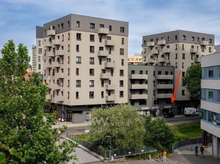 Pronájem - obchodní prostor, 75 m² obrázek
